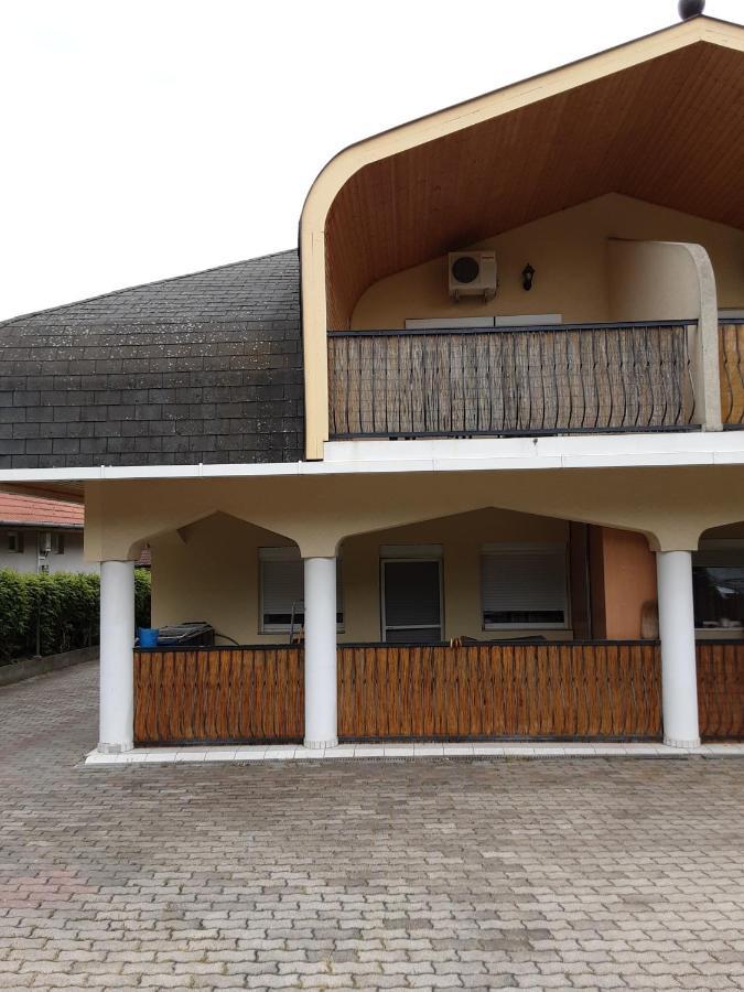 Jozefin Apartman Hévíz 外观 照片
